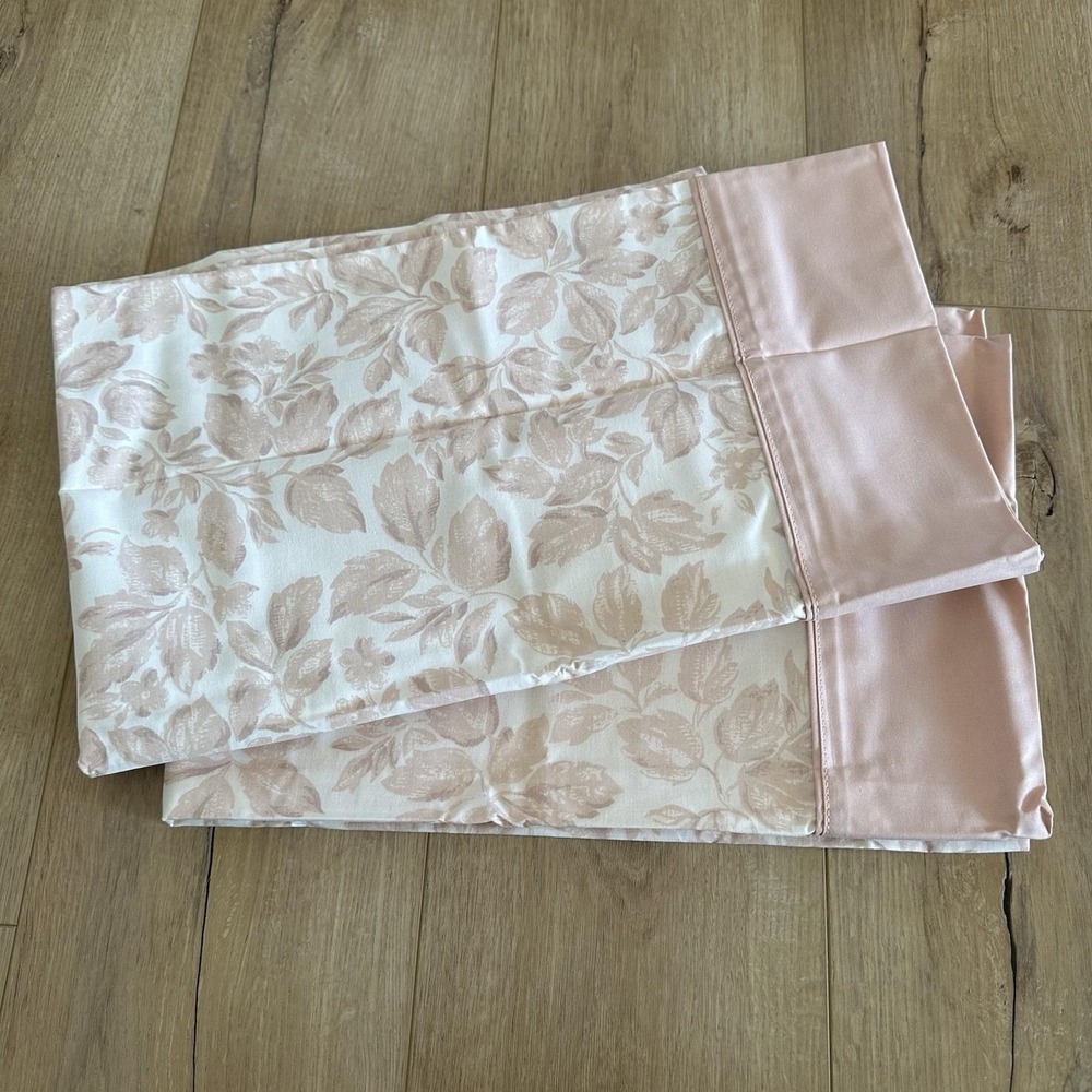 VTG New Set 2 Standard Pillowcases Pale Pink Leaf Print JC Penney‎ Cotton Blend